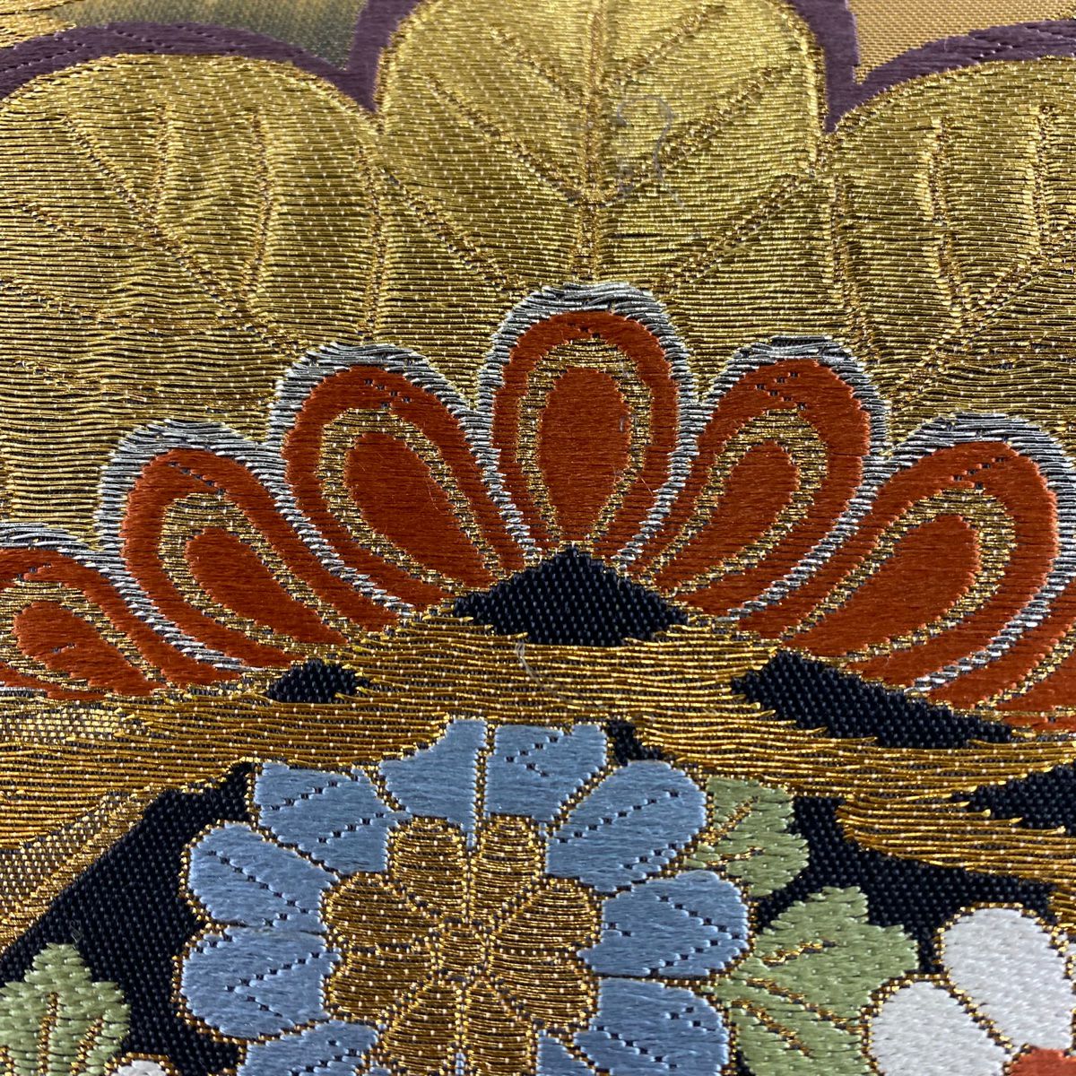 袋帶 秀品級 古典錦 笠松樹 菊花 刺繡 金銀彩 灰色 六通 純蠶絲