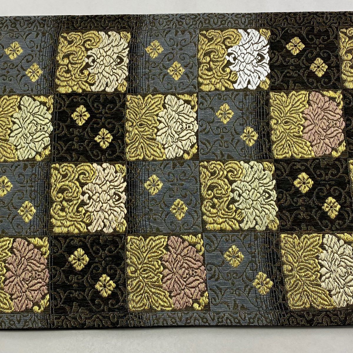 【美品】 袋帶 名品級 草花紋紋 市松樹圖案 金絲 拉麵絲 灰色 六通 純蠶絲