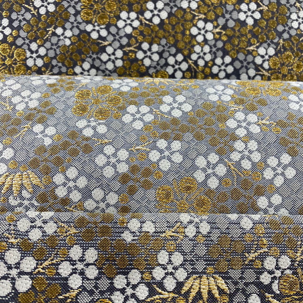 【美品】 袋帶 名品級 梅花鉢 笹 金絲 灰色 六通 純蠶絲