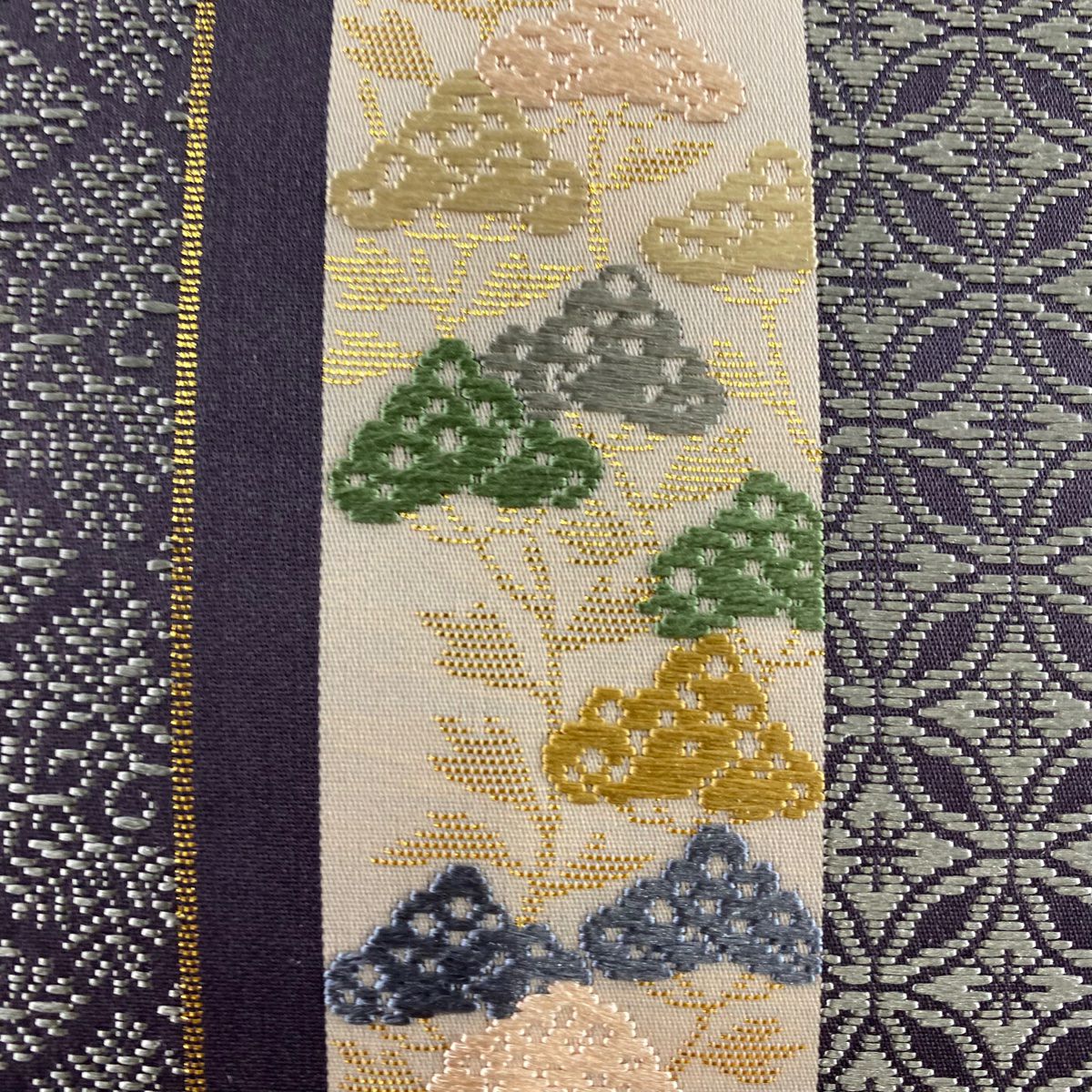 【美品】 袋帶 名品級 麗粋唐織 七寶 草花紋紋 金金箔 灰色 六通 純蠶絲