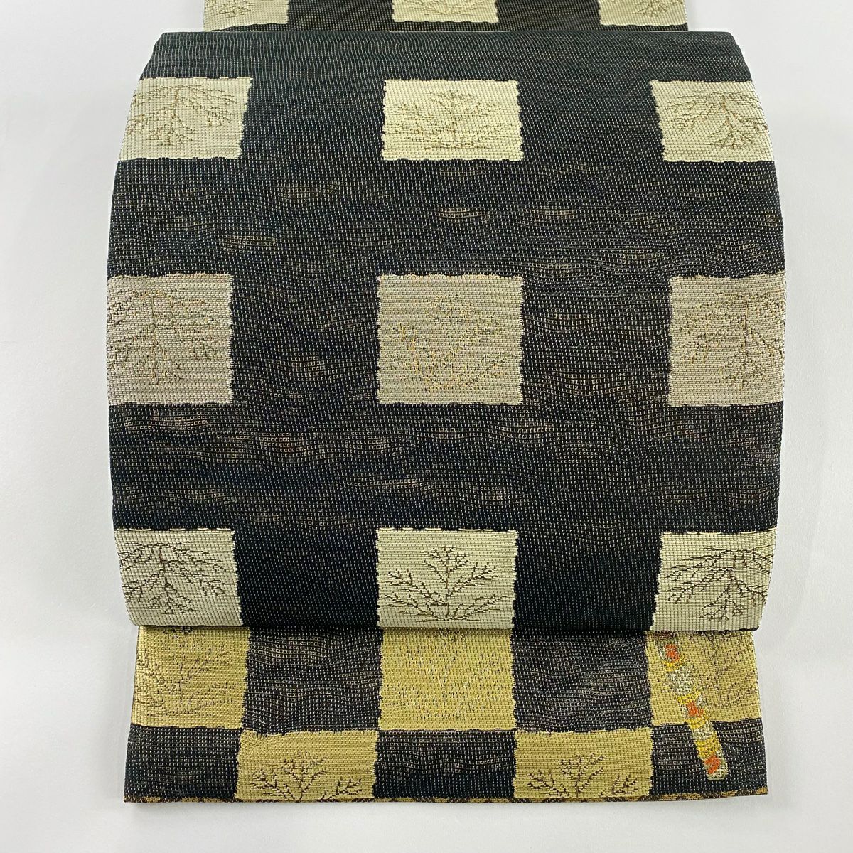 【美品】 袋帶 名品級 手先二通り 貓頭鷹 枝葉 金絲 黑色 大鼓圖案 純蠶絲