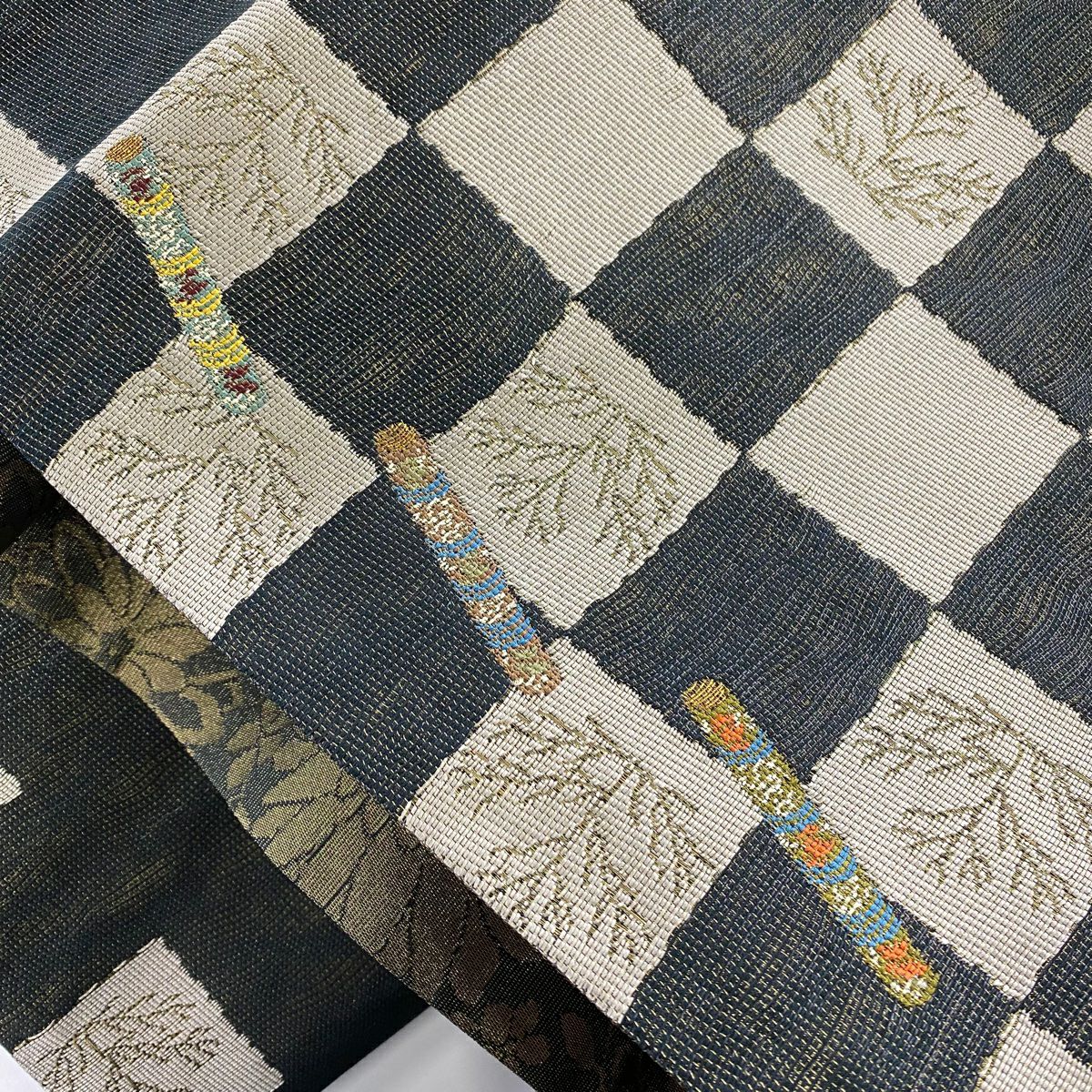 【美品】 袋帶 名品級 手先二通り 貓頭鷹 枝葉 金絲 黑色 大鼓圖案 純蠶絲