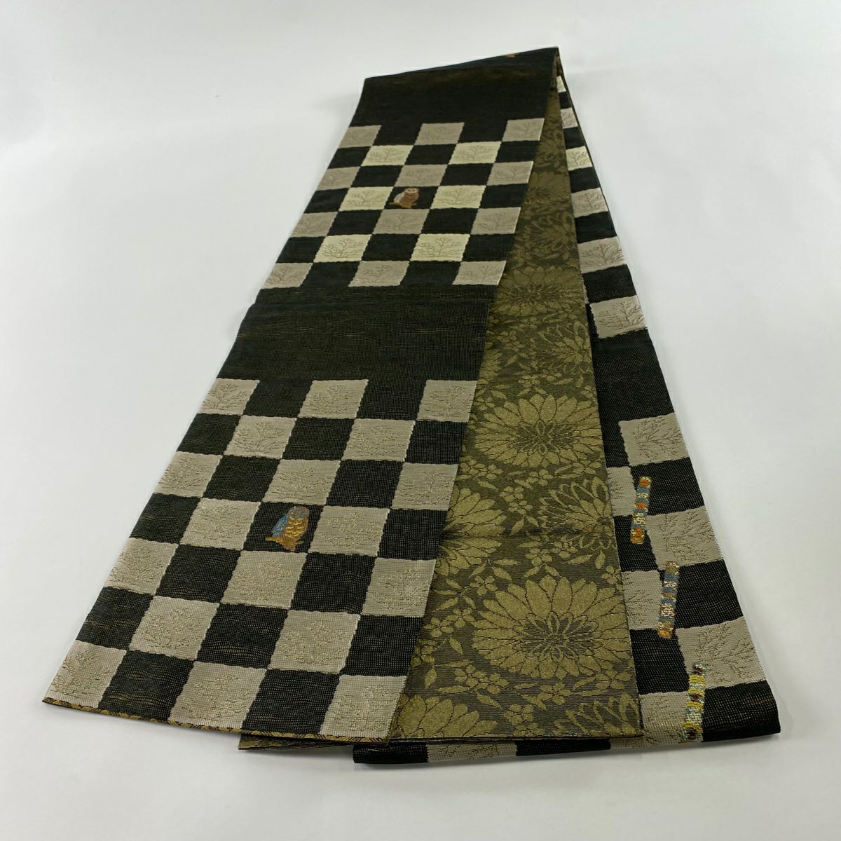 【美品】 袋帶 名品級 手先二通り 貓頭鷹 枝葉 金絲 黑色 大鼓圖案 純蠶絲
