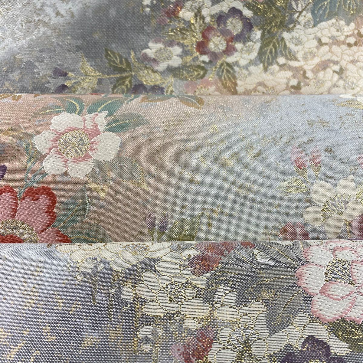 【美品】 袋帶 秀品級 關西仕立 草花紋紋 銀線 金金箔 銀 六通 純蠶絲