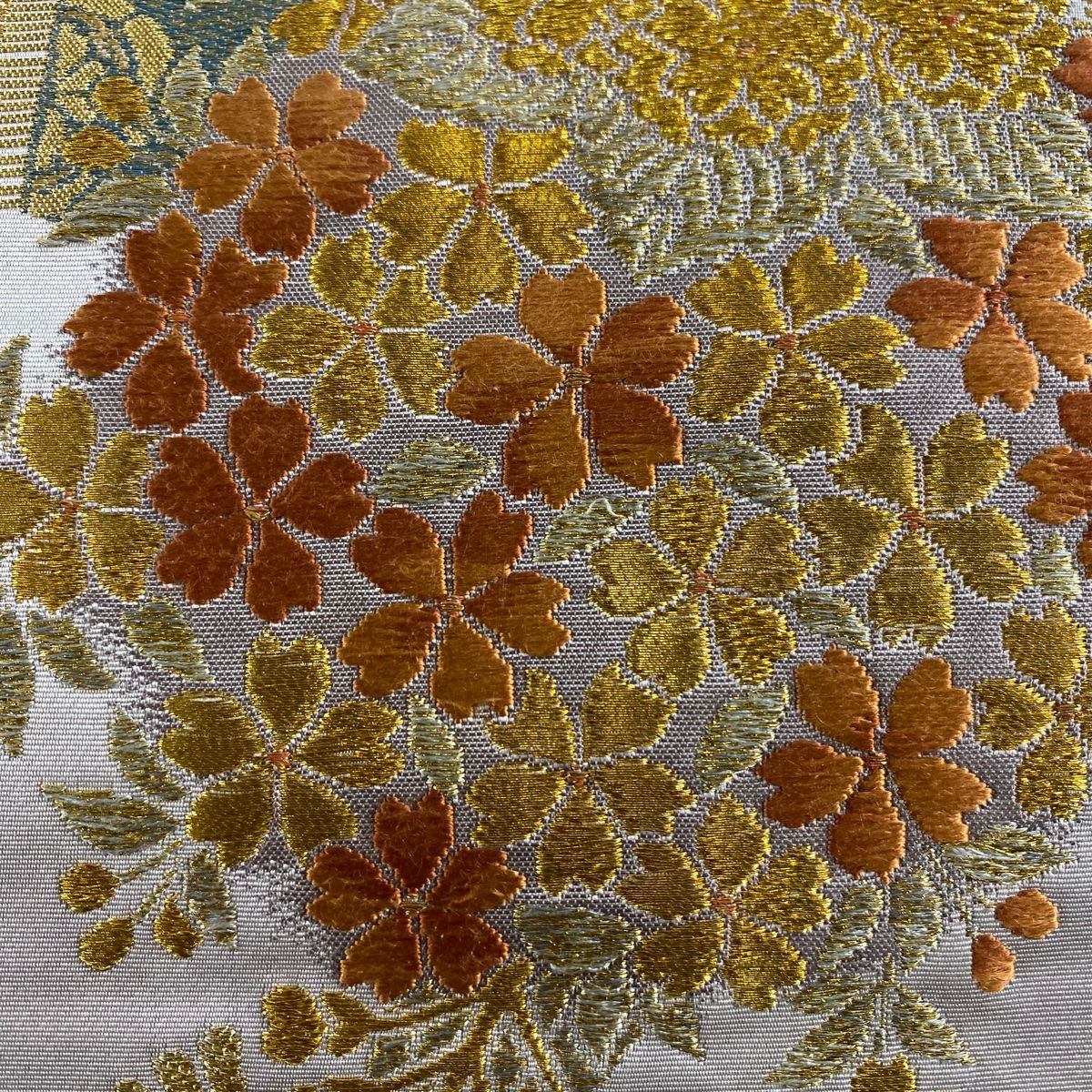 袋帶 秀品級 御簾花束紋 金絲 刺繡 灰白 お太鼓圖案 純蠶絲