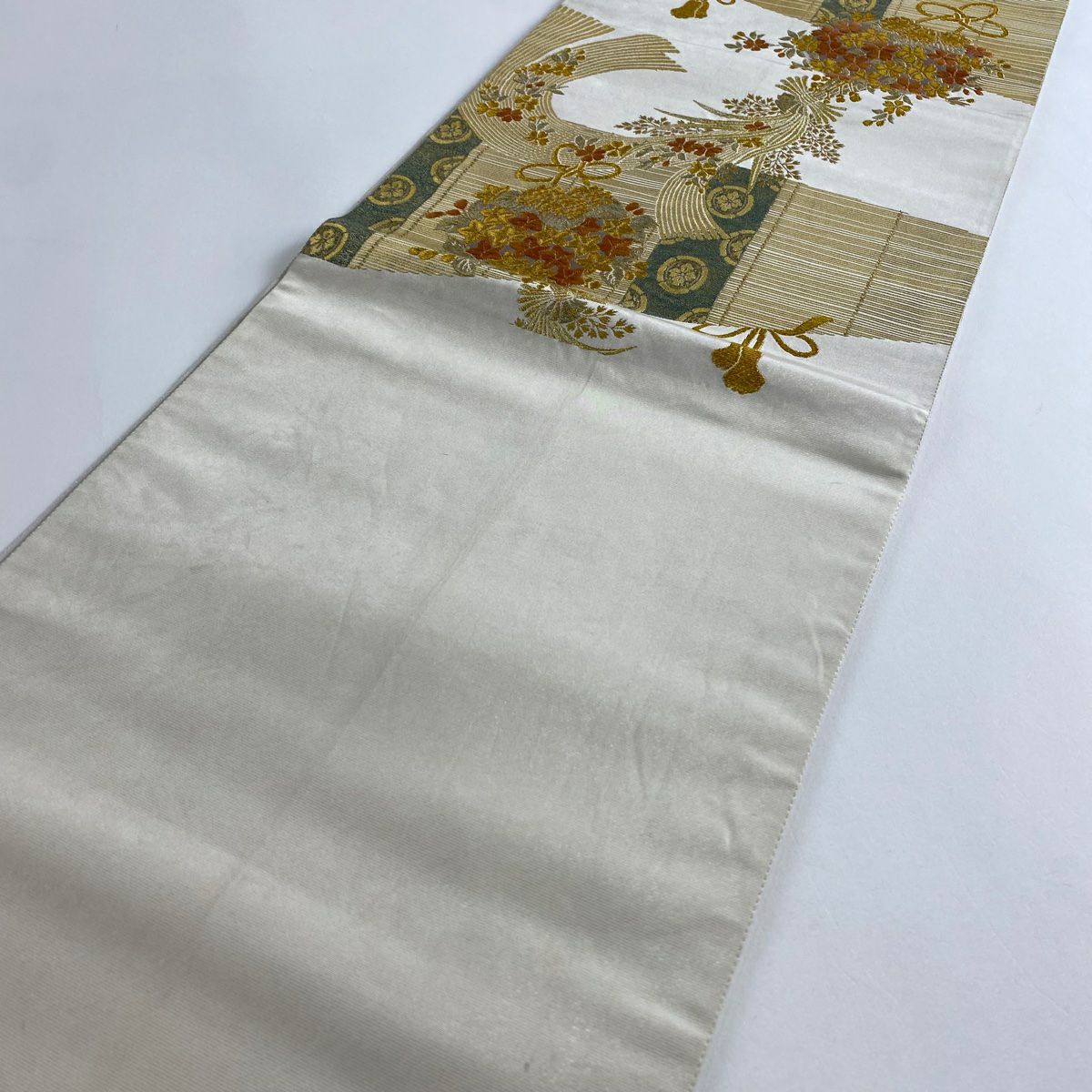 袋帶 秀品級 御簾花束紋 金絲 刺繡 灰白 お太鼓圖案 純蠶絲