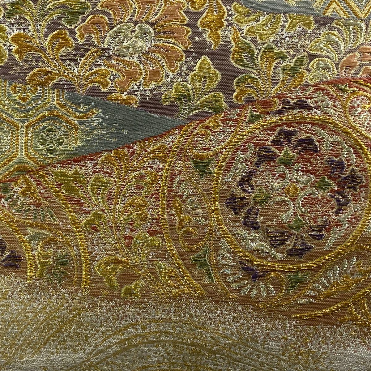 【美品】 袋帶 秀品級 草花紋紋 龜甲 金絲 金金箔 奶油 六通 純蠶絲
