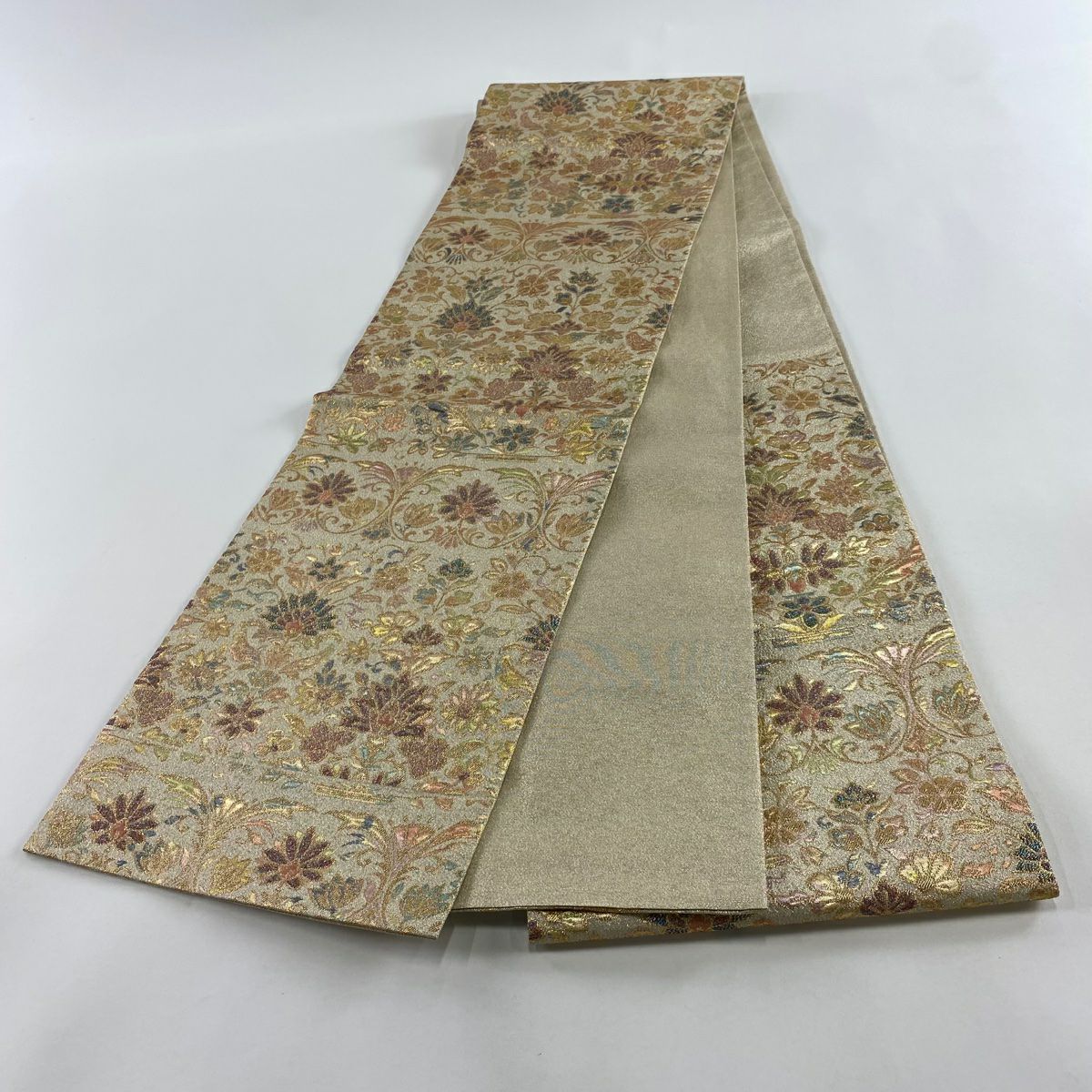 【美品】 袋帶 名品級 花唐草紋 金絲 金金箔 金 六通 純蠶絲