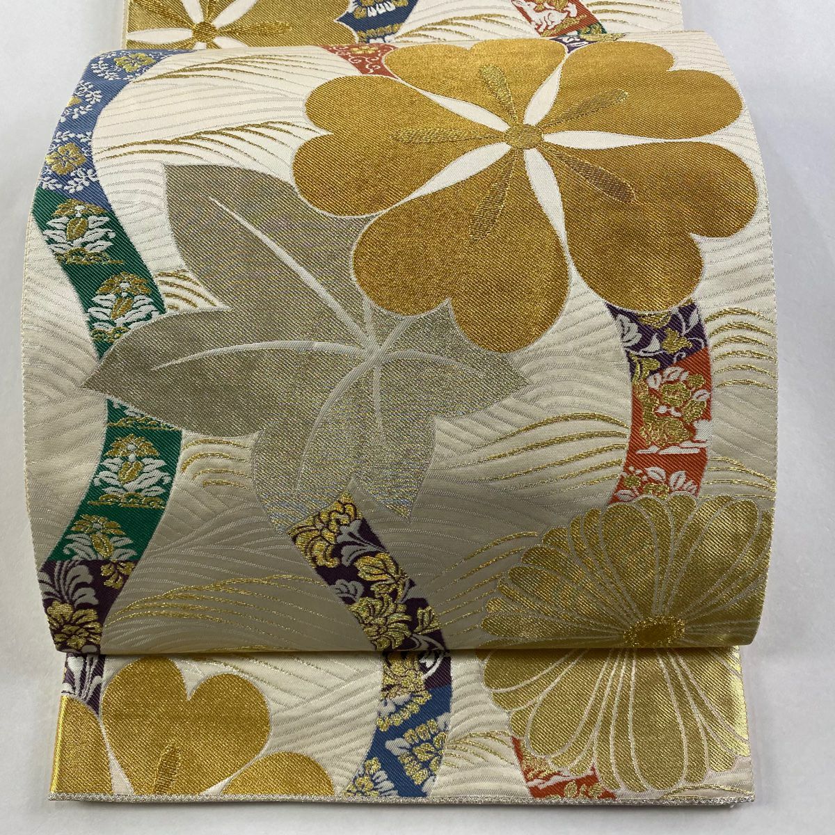 袋帶 秀品級 西陣織傳統工藝士 草花紋紋 立涌 金絲 金金箔 奶油色 六通 純蠶絲