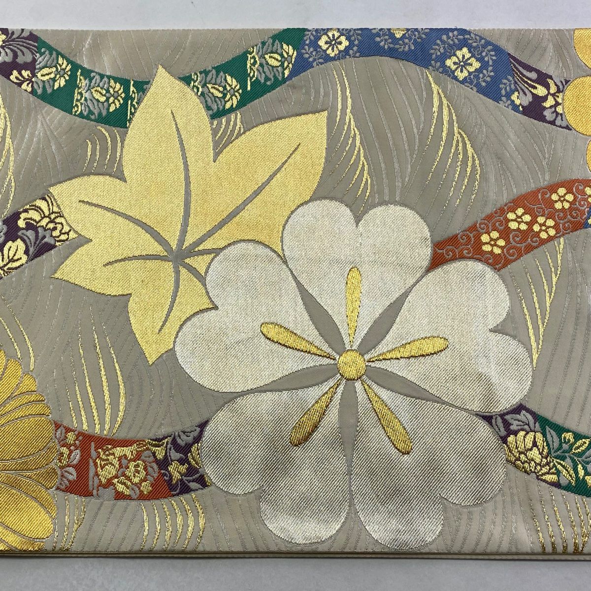 袋帶 秀品級 西陣織傳統工藝士 草花紋紋 立涌 金絲 金金箔 奶油色 六通 純蠶絲