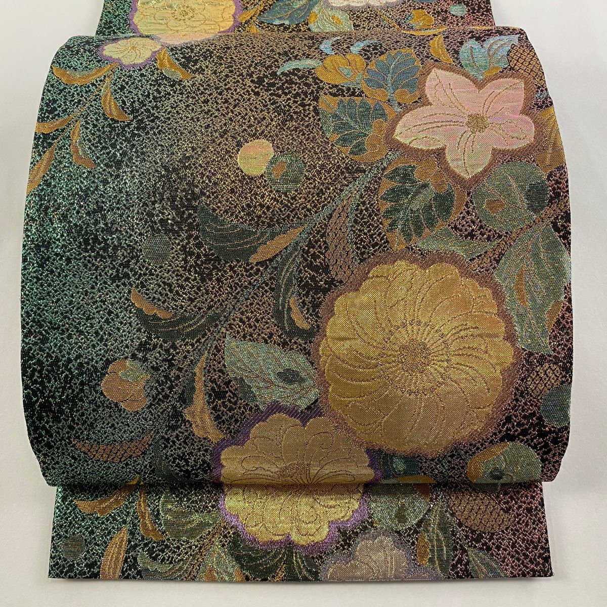 【美品】 袋帶 秀品級 椿 草花紋 金糸 金金箔 茶綠 六通 純蠶絲