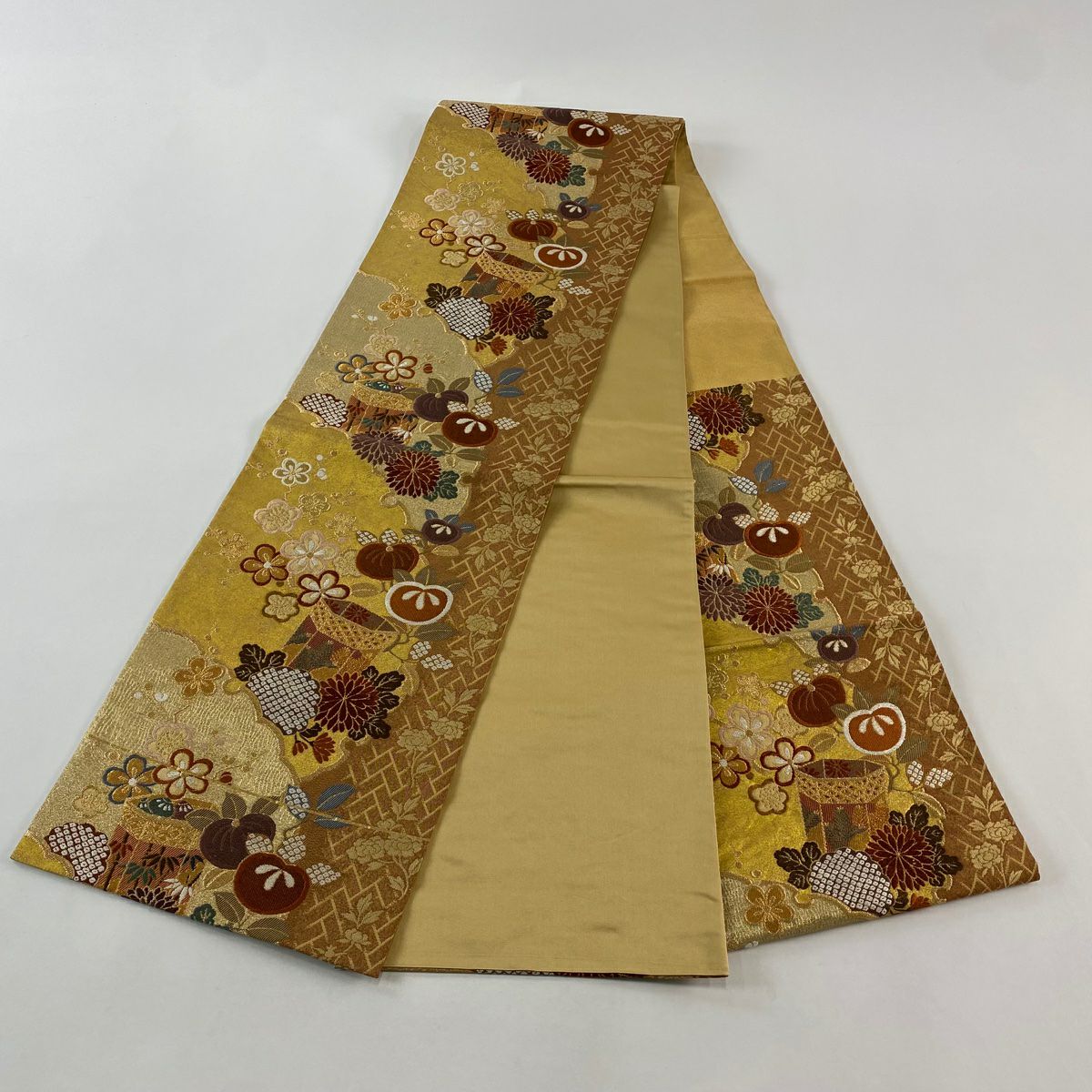 【美品】 袋帶 秀品級 貝桶 草花紋 金絲 金金箔 金茶 六通 純蠶絲