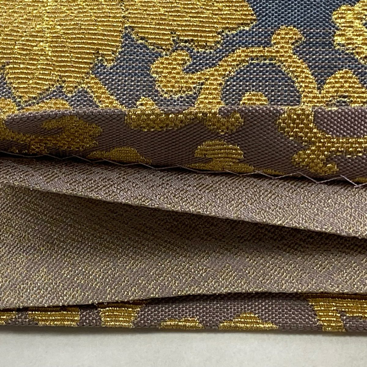 【美品】 袋帶 逸品級 桐 唐草紋 金金箔 金絲 青灰 六通 純蠶絲