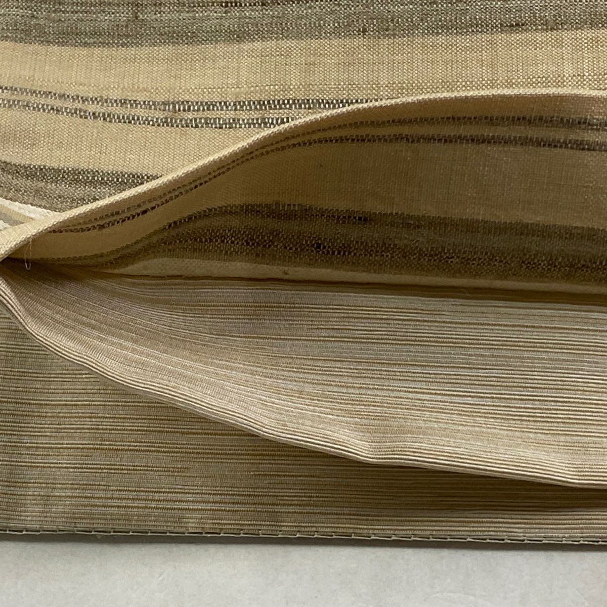【美品】 袋帶 逸品級 紬織織 縞紋 薄茶 全通 純蠶絲
