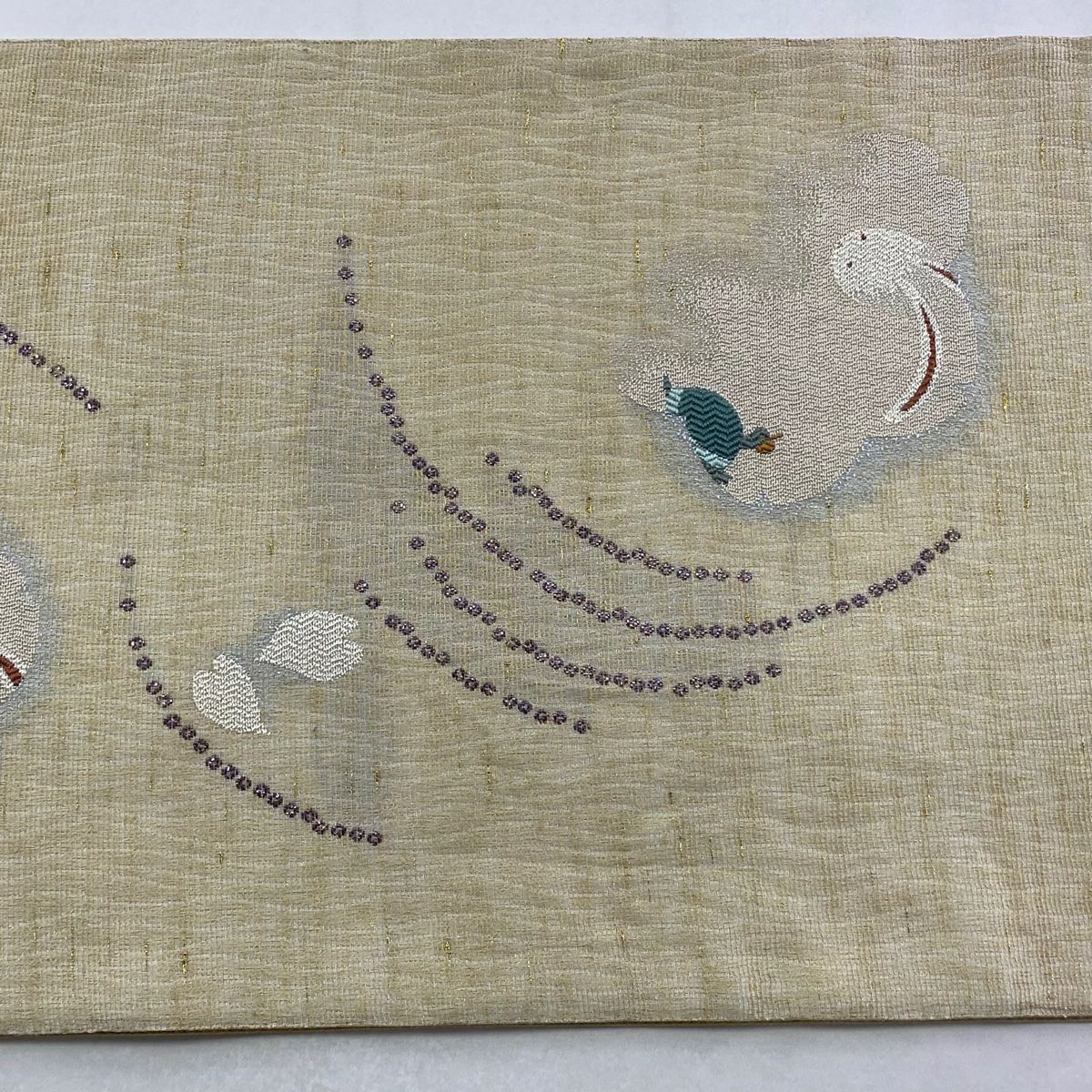 【美品】 袋帶 逸品級 兔子 花瓣 金金箔 金絲 米色 六通 純蠶絲