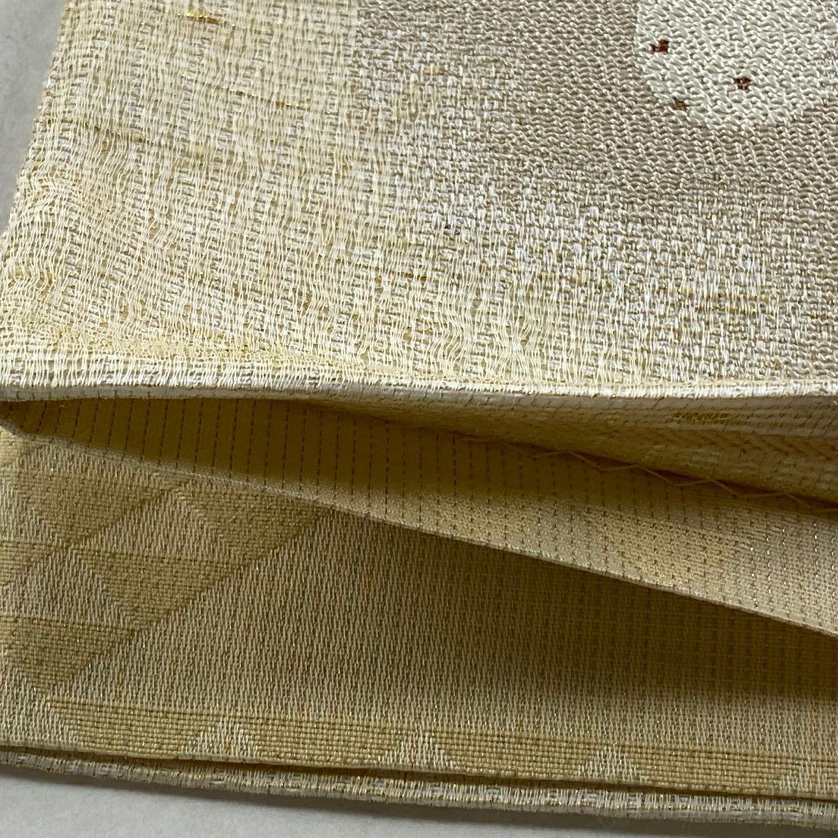 【美品】 袋帶 逸品級 兔子 花瓣 金金箔 金絲 米色 六通 純蠶絲