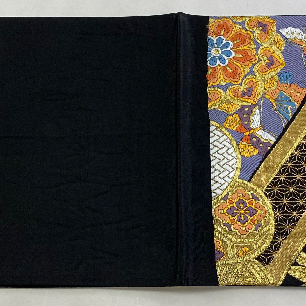 【美品】 袋帶 秀品級 華紋 蝶 唐織 金絲 黑 六通 純蠶絲