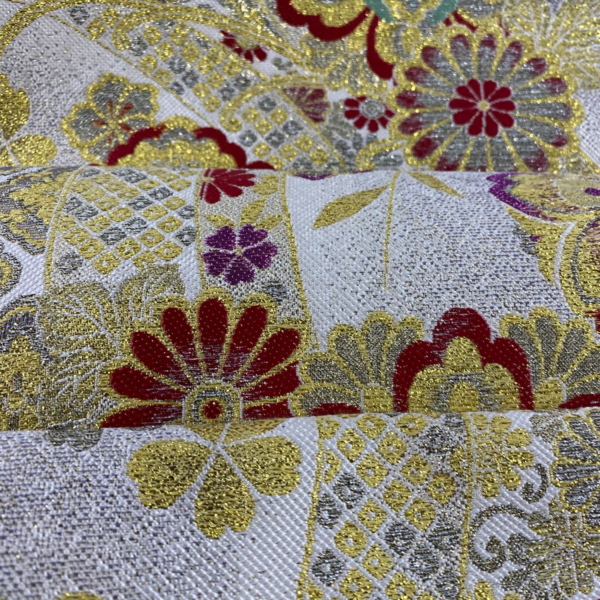 【美品】 袋帶 秀品級 華紋 熨斗紋 金金箔 金銀彩 灰白 六通 純蠶絲