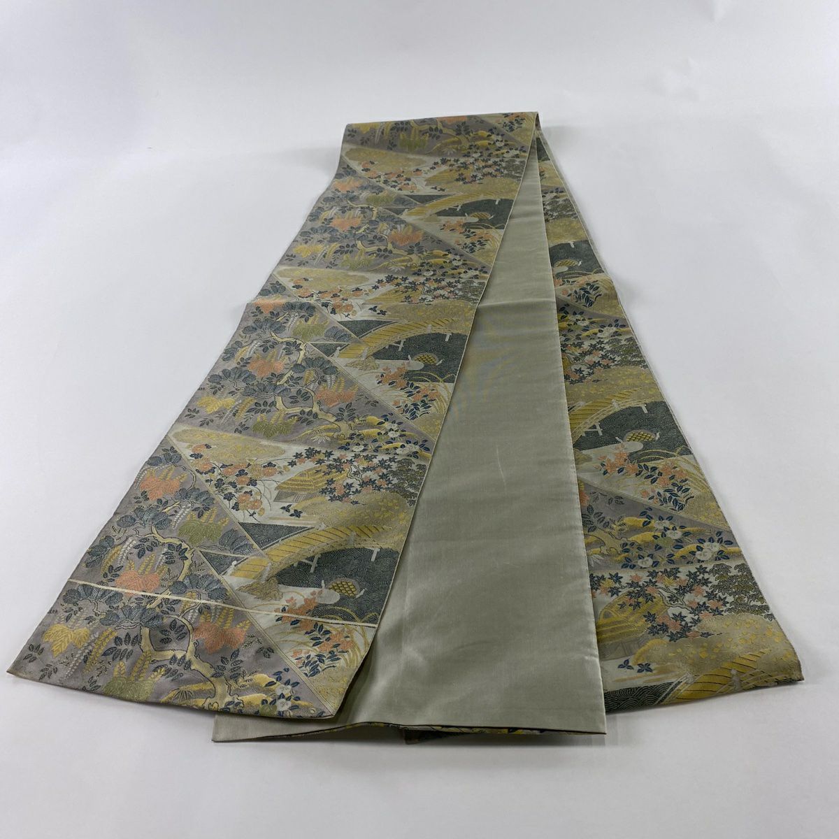 【美品】 袋帶 秀品級 落款あり 萬葉 家屋 橋 灰色 全通 純蠶絲
