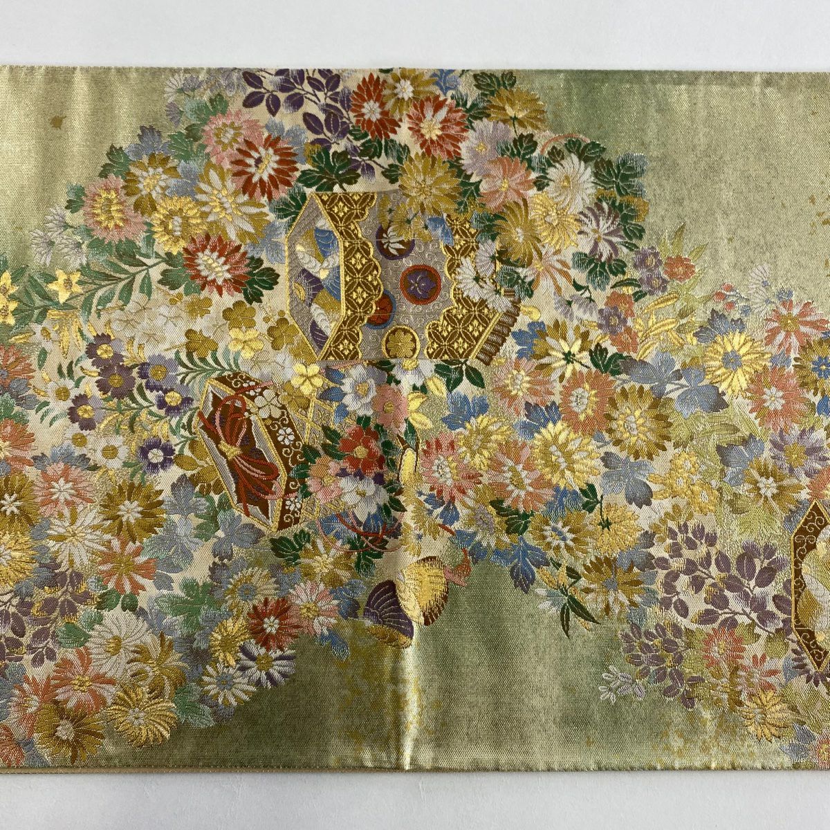 【美品】 袋帶 秀品級 加賀夢想 引金箔紹 貝桶 草花紋紋 金金箔 金  六通 純蠶絲