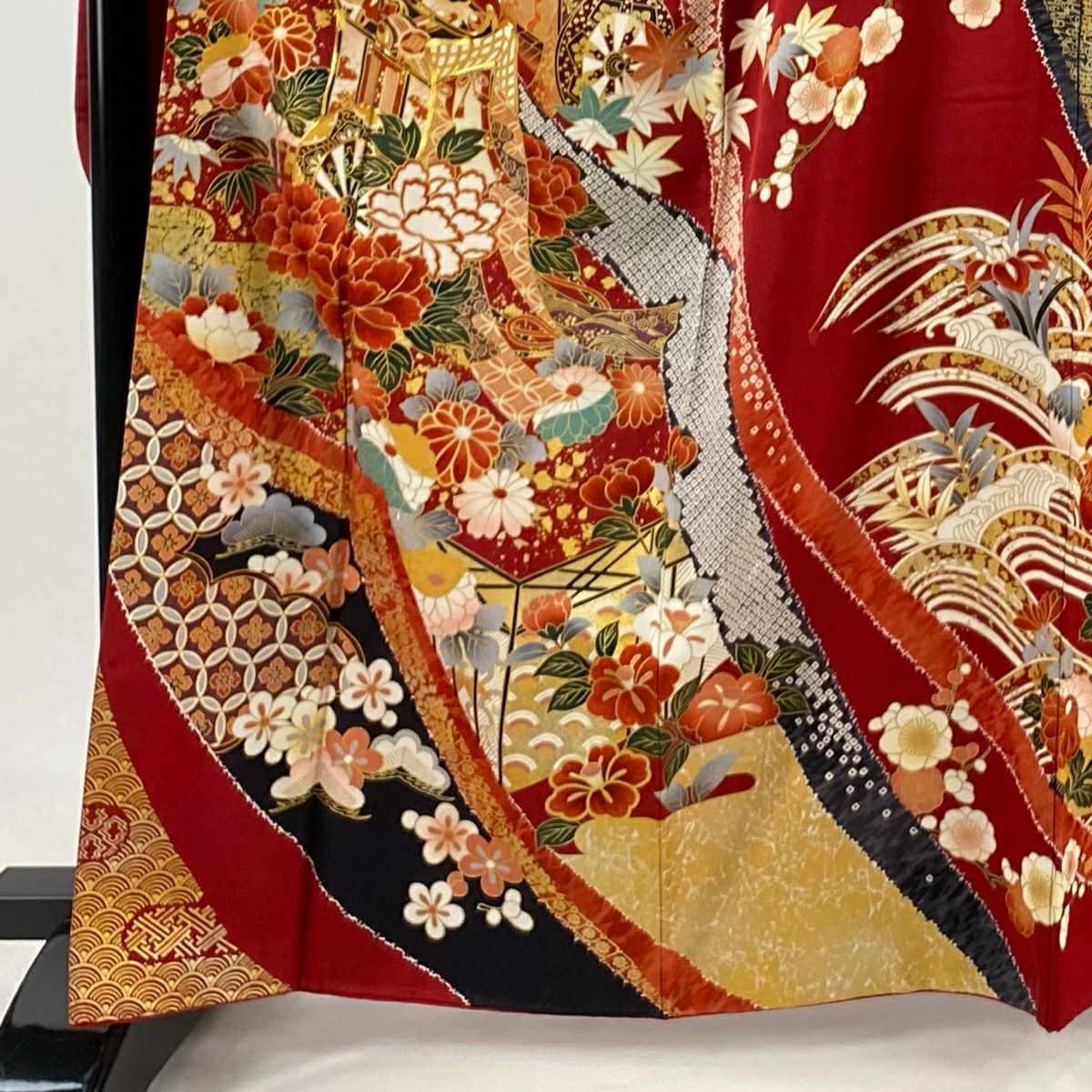振袖禮服 身長162.5cm 袖長68cm L 雙層 御所車 草花紋紋 金絲 金銀彩 紅 純蠶絲 名品級