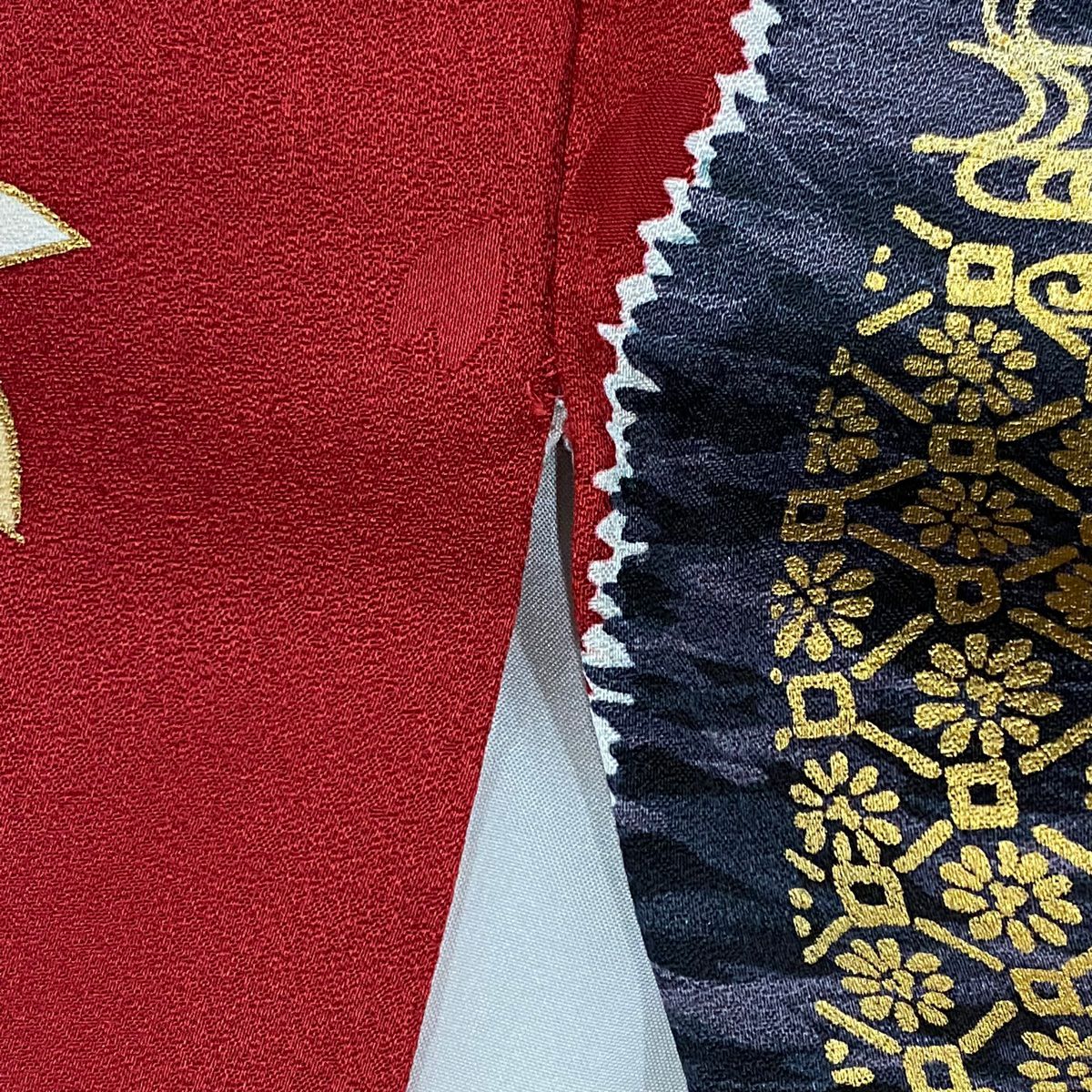 振袖禮服 身長162.5cm 袖長68cm L 雙層 御所車 草花紋紋 金絲 金銀彩 紅 純蠶絲 名品級