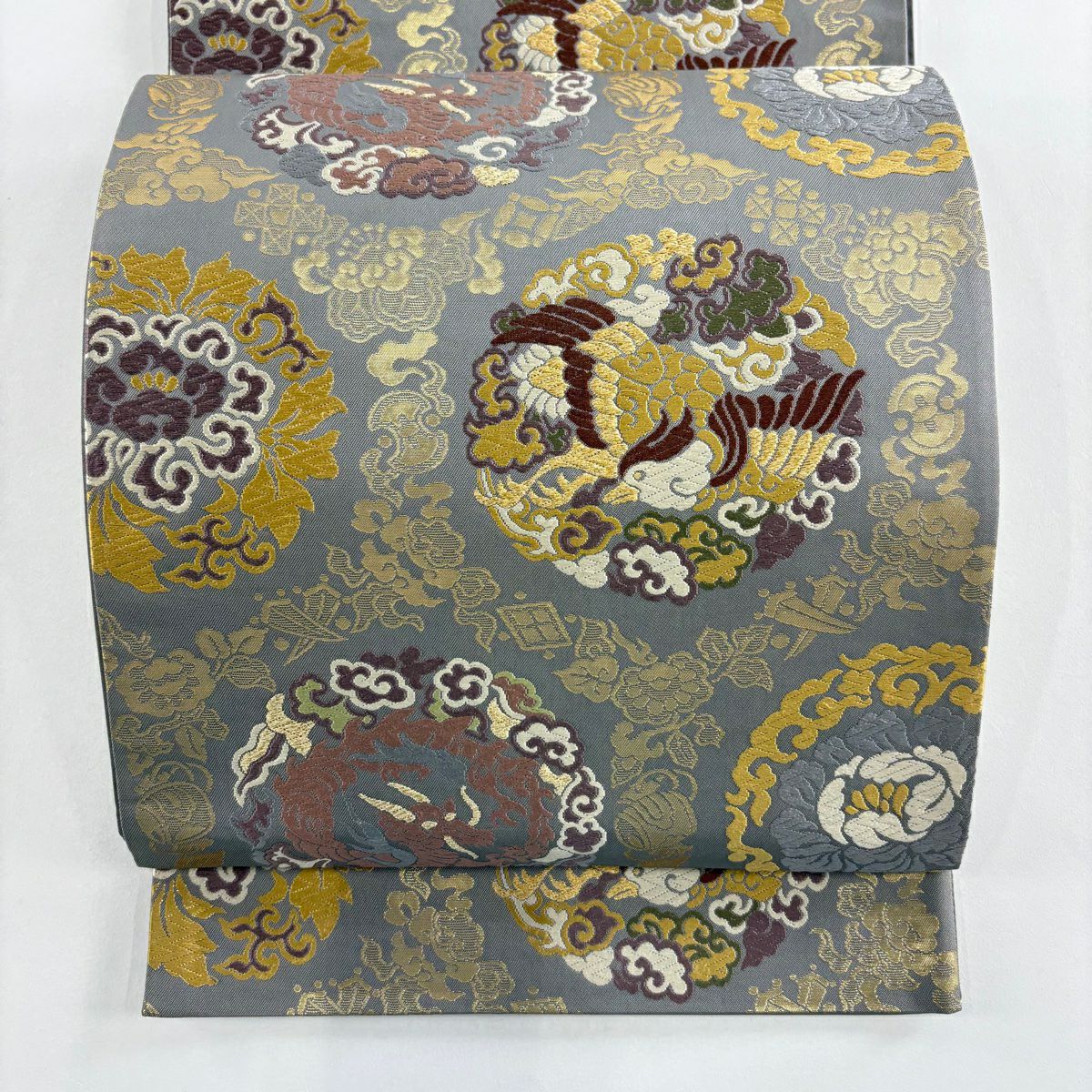 【美品】 袋帶 名品級 能衣唐草紋紋 金金箔 唐織 灰色 六通 純蠶絲