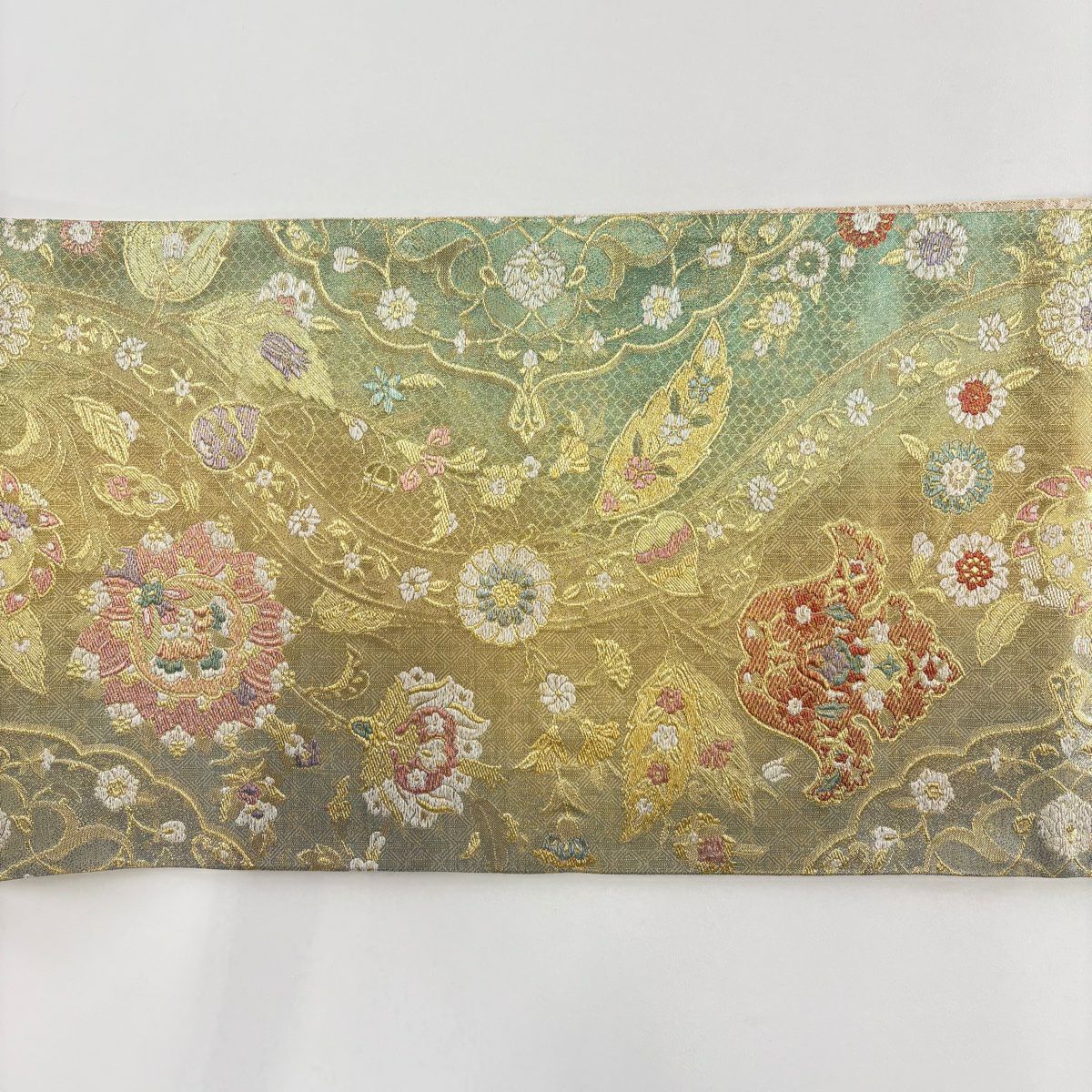 【美品】 袋帶 名品級 證書齊全 花唐草紋 金絲 金金箔 金 六通 純蠶絲
