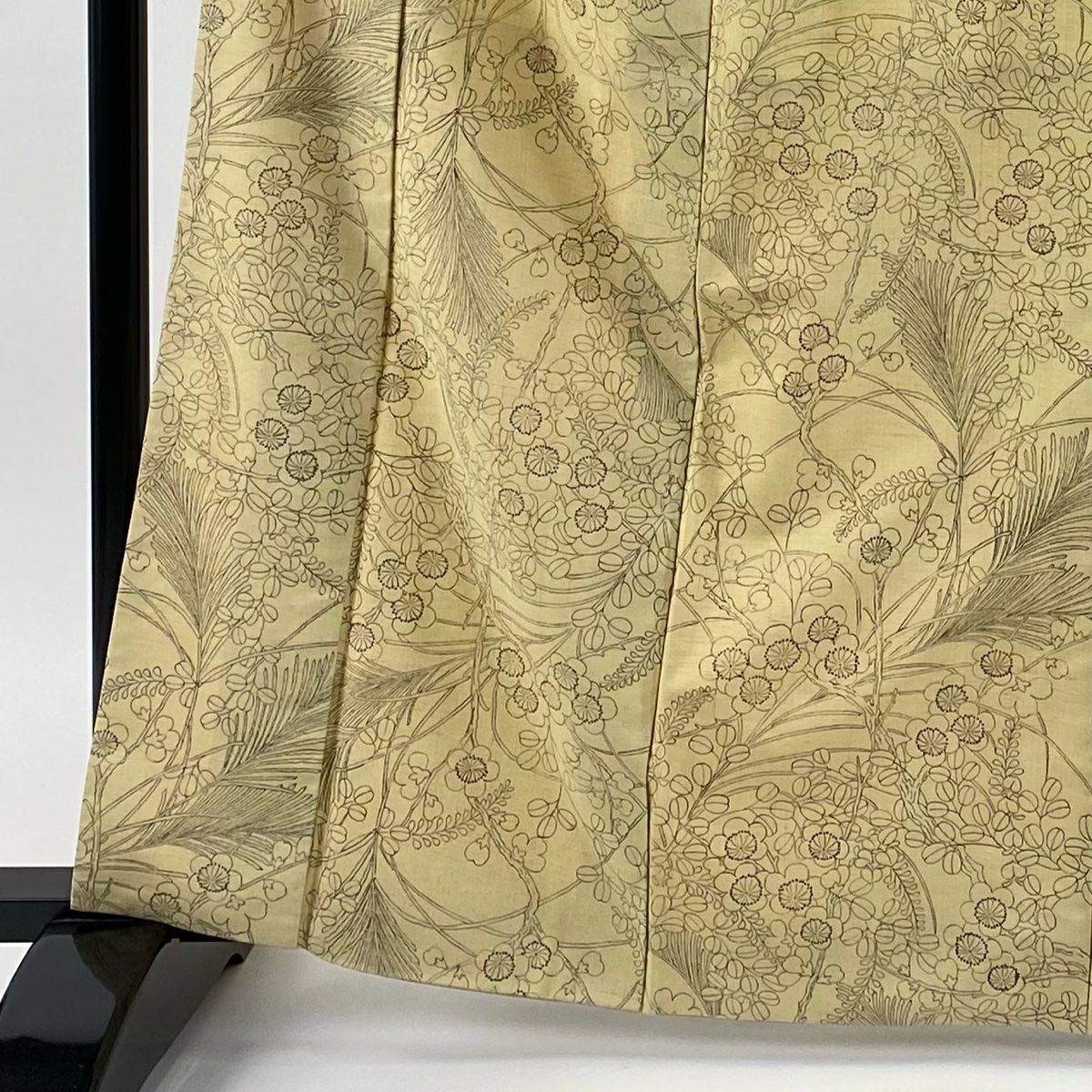 【美品】 小紋 身長164.5cm 袖長64.5cm M 雙層 紬織織 枝梅花 萩 薄黃 純蠶絲 秀品級