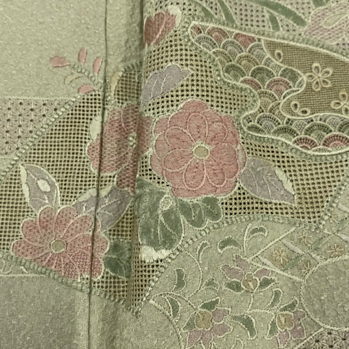 【美品】 付下 身長157cm 袖長63.5cm S 雙層 扇子面 草花紋刺繡 淺綠 純蠶絲 秀品級 一つ紋