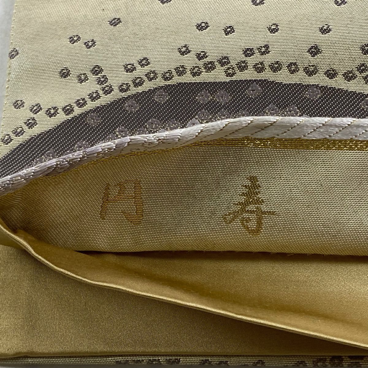【美品】 袋帶 秀品級 圓壽 圓 幾何學 金金箔 米色 六通 純蠶絲