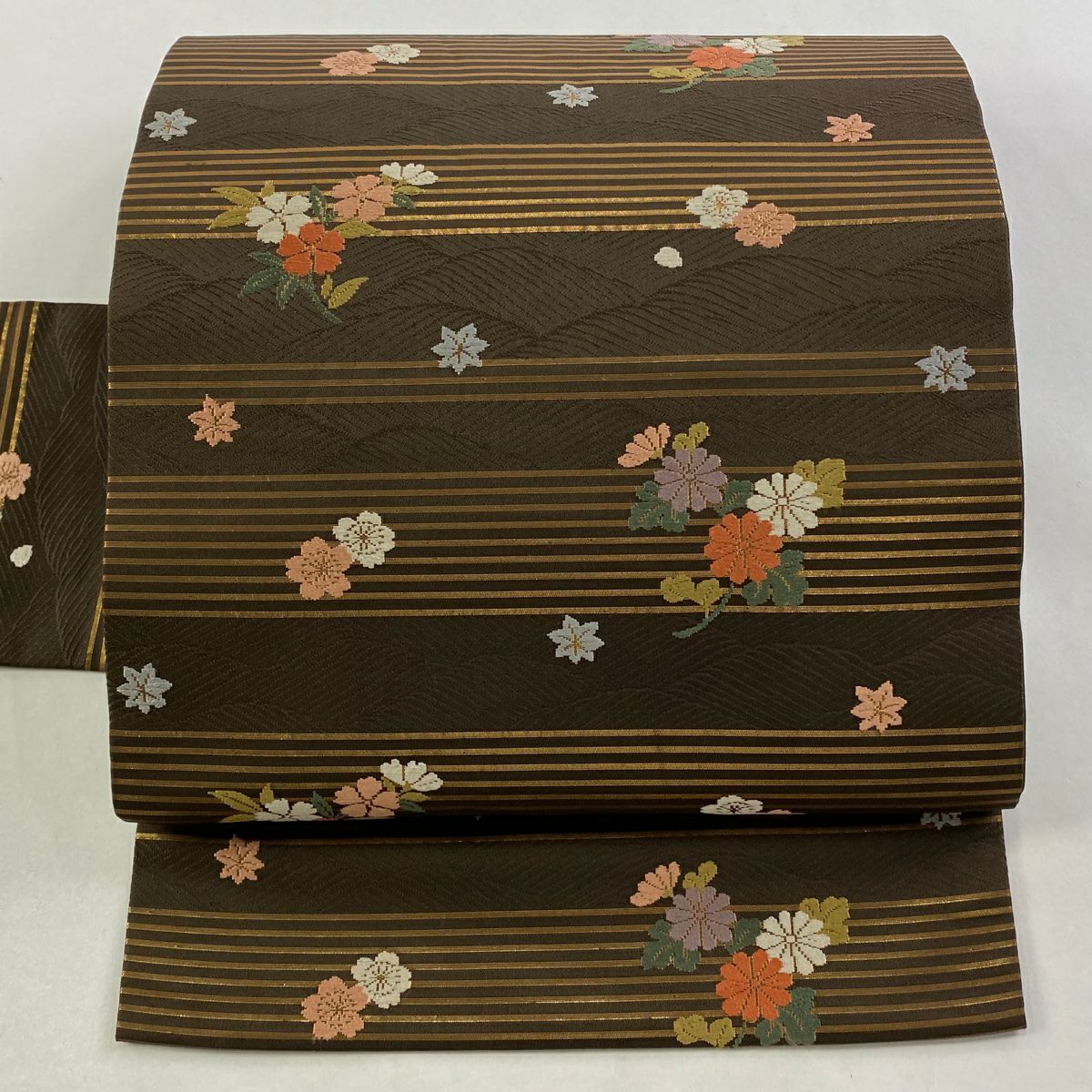 【美品】名古屋帶 秀品級 樱花 菊花花 金金箔 刺繡 茶 純蠶絲