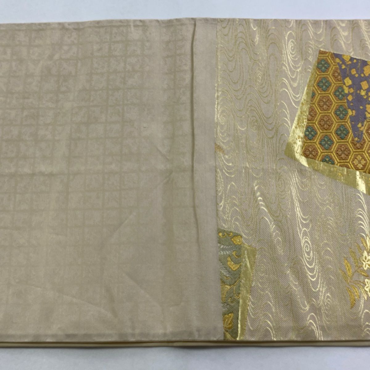 【美品】 袋帶 秀品級 色紙 有職紋樣 金金箔 金絲 米色 六通 純蠶絲