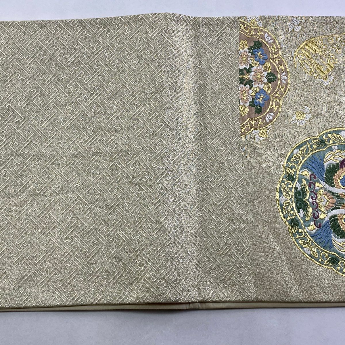 【美品】 袋帶 秀品級 向鳥 華紋 唐織 金絲 金色 六通 純蠶絲