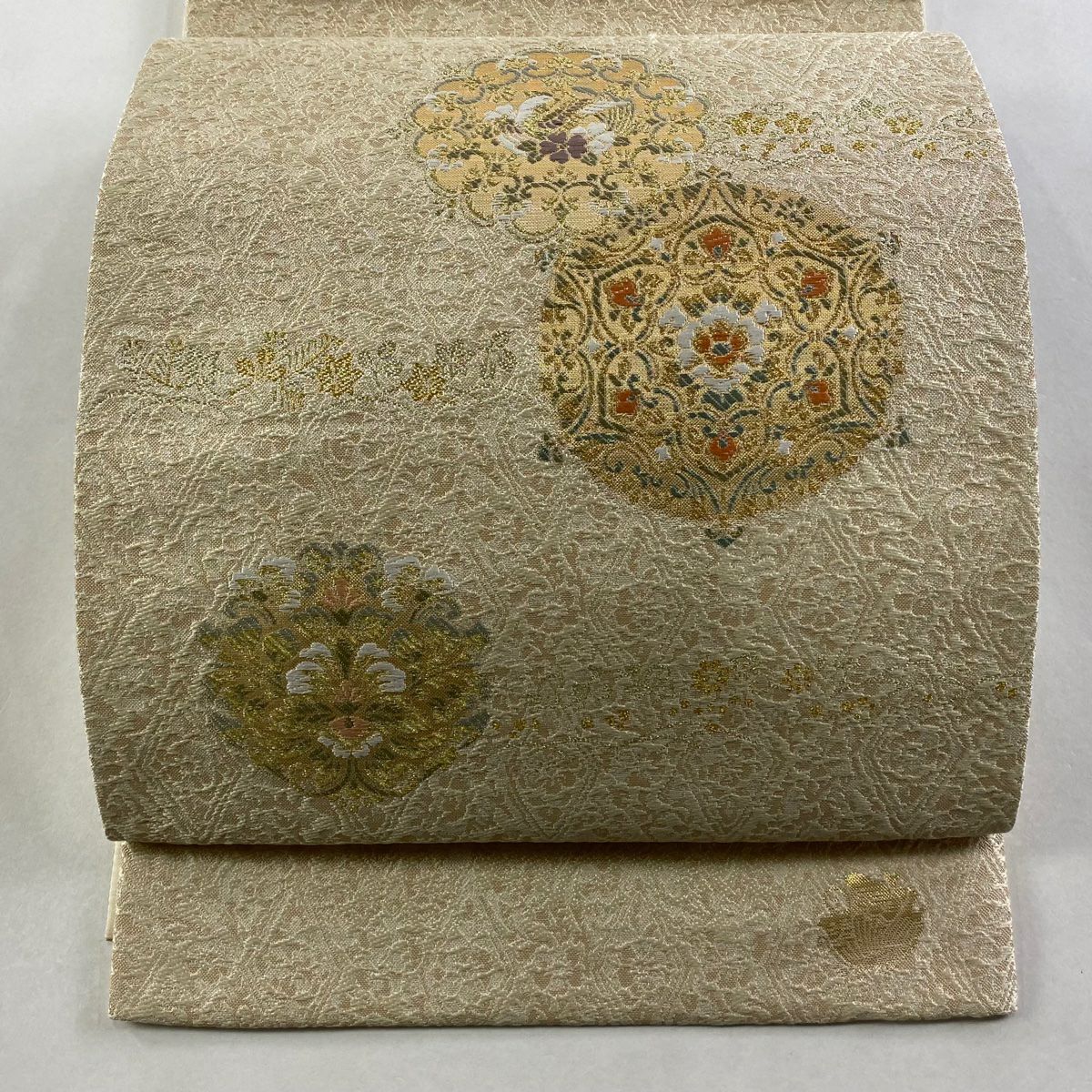 【美品】 袋帶 秀品級 華紋 鳥 金絲 金金箔 米色 大鼓圖案 純蠶絲