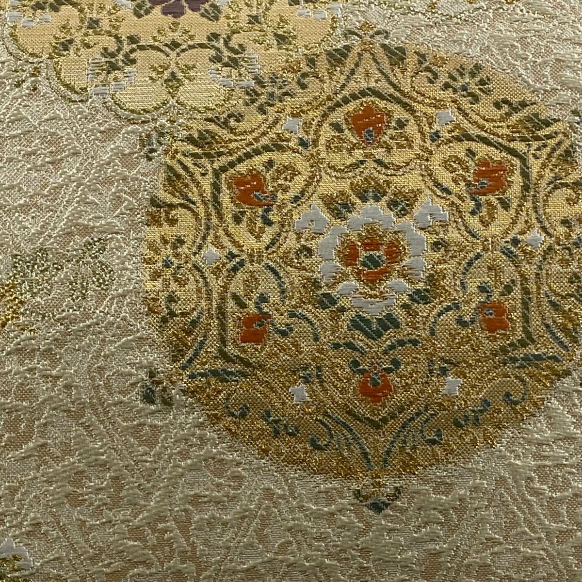 【美品】 袋帶 秀品級 華紋 鳥 金絲 金金箔 米色 大鼓圖案 純蠶絲