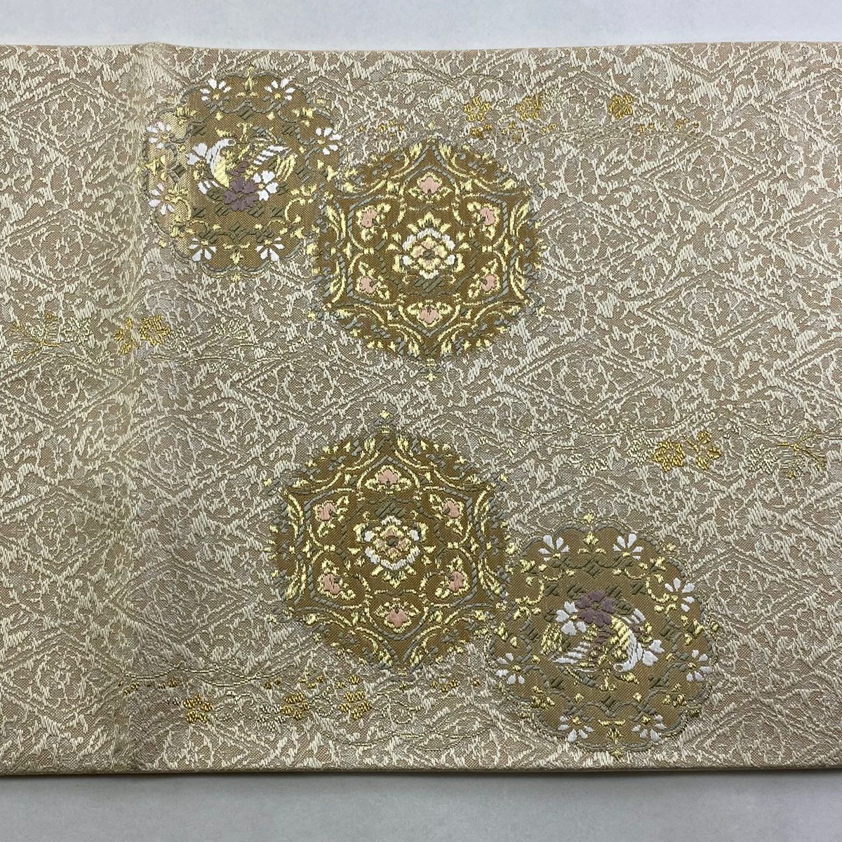 【美品】 袋帶 秀品級 華紋 鳥 金絲 金金箔 米色 大鼓圖案 純蠶絲