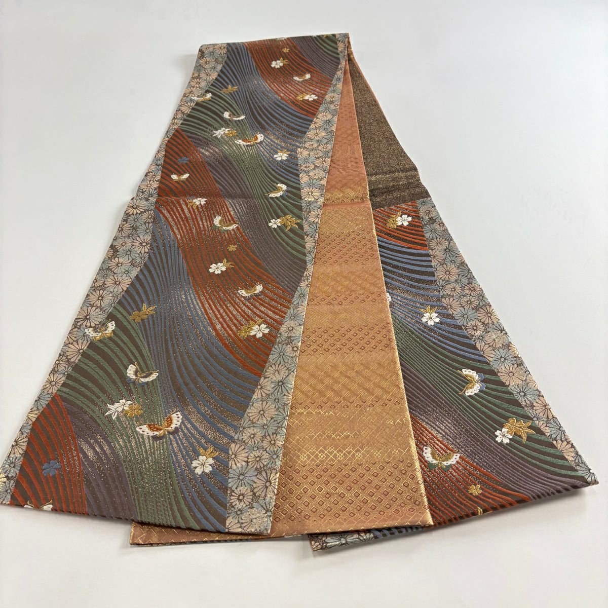 【美品】 袋帶 秀品級 蝶 菊花 金絲 金金箔 茶紫 六通 純蠶絲