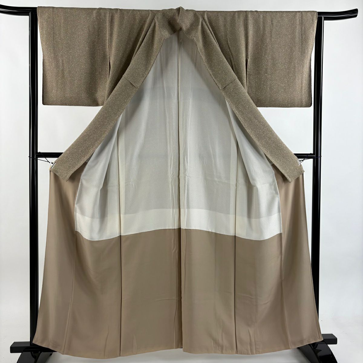 【美品】 小紋 身長160cm 袖長63cm S 雙層 落款あり 幾何學圖案 地紋 淡茶 純蠶絲 秀品級