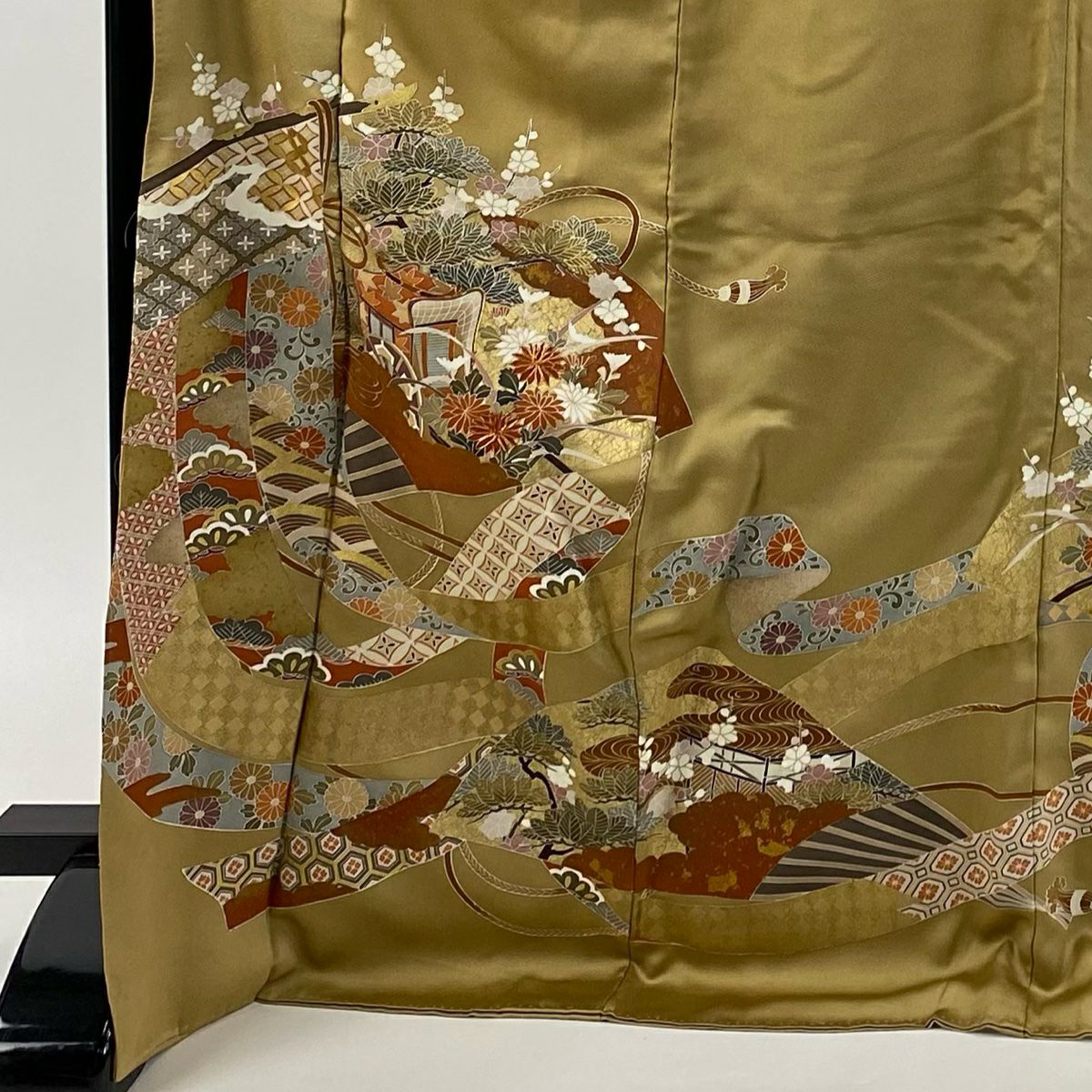 留袖禮服禮服 身長172cm 袖長64cm M 雙層 落款あり 幾帳 扇子 金絲 金銀彩 淺茶 純蠶絲 秀品級 一つ紋