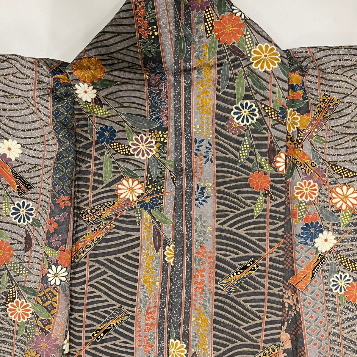 【美品】 小紋 身長163.5cm 袖長65cm M 雙層 波 草花紋紋 金彩裝飾 灰紫 純蠶絲 秀品級