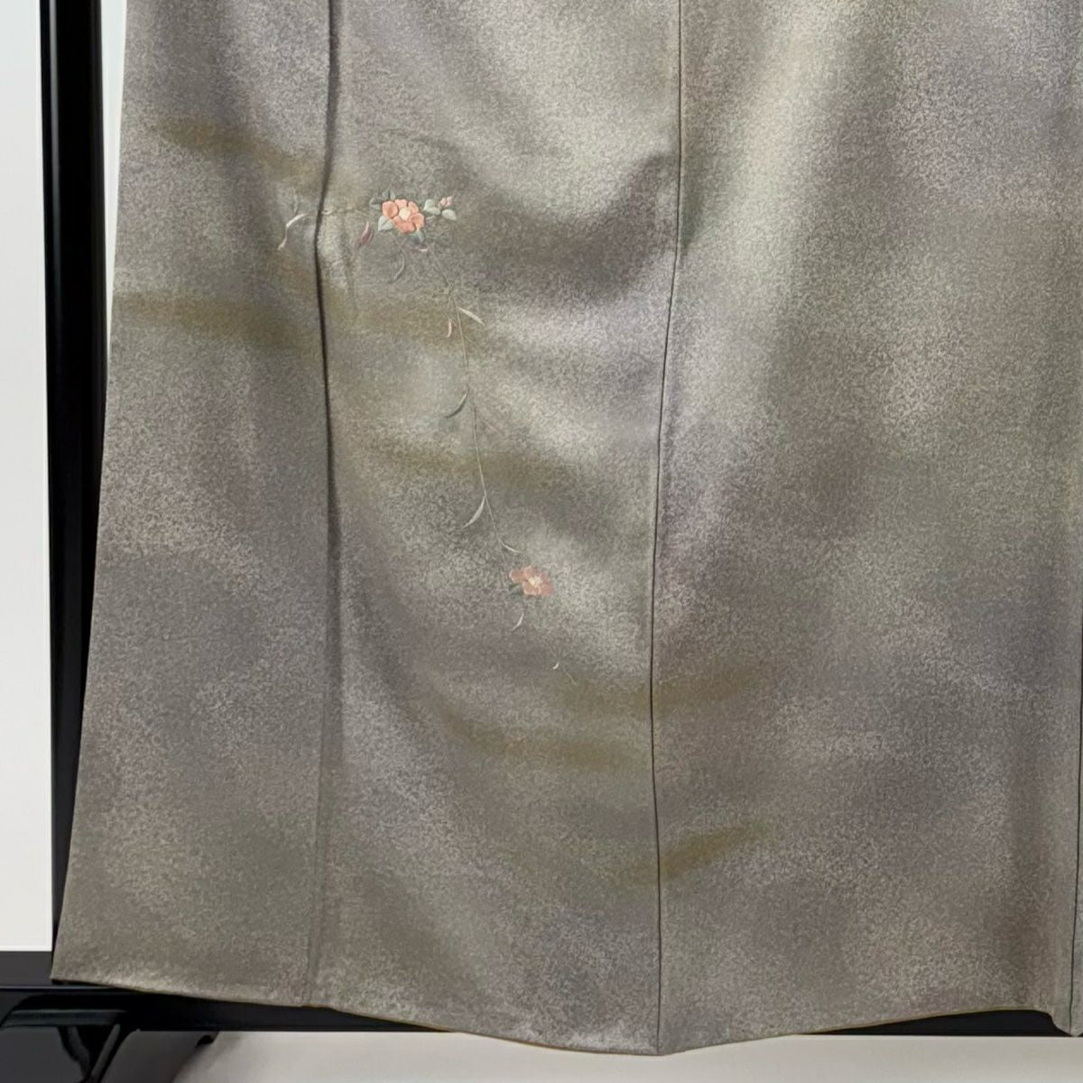 付下 身長158.5cm 袖長65cm M 雙層 椿霞刺繡 金線 灰茶 純蠶絲 秀品級 一個紋