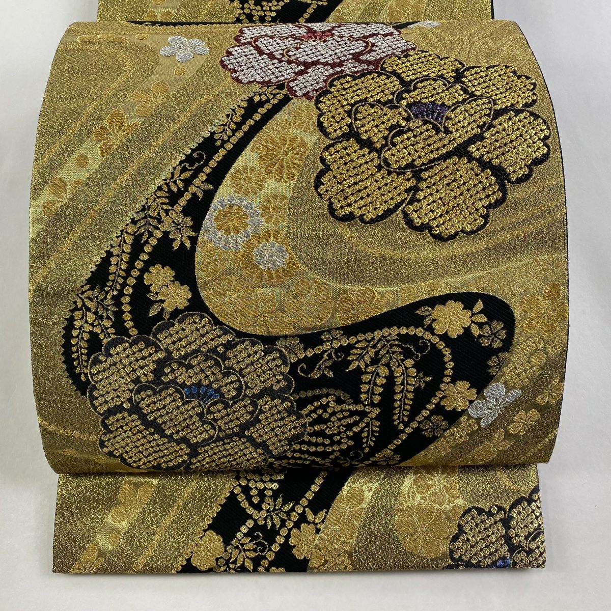 【美品】 袋帶 秀品級 牡丹 草花紋 金糸 金金箔 金色 六通 純蠶絲
