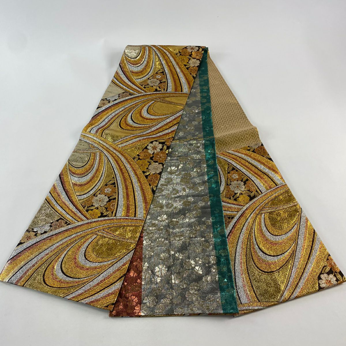 【美品】 袋帶 秀品級 草花紋紋 幾何學 金絲 金金箔 金色 六通 純蠶絲