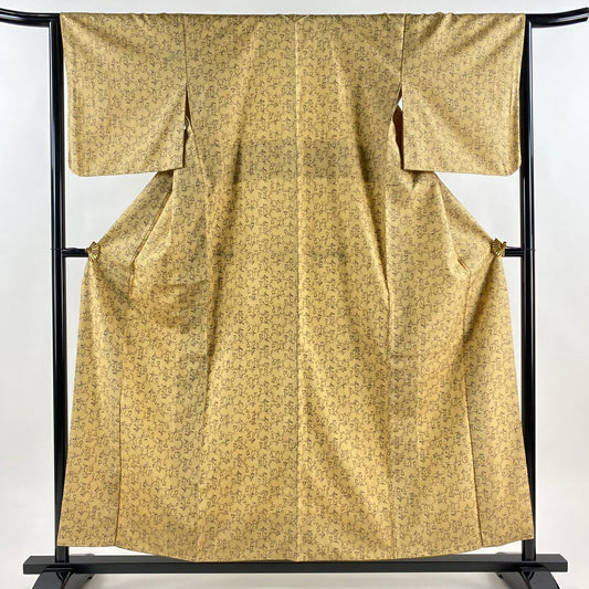【美品】 小紋 身長156cm 袖長65cm M 雙層 紬織織 鬱金香 唐草紋 黃土 純蠶絲 名品級