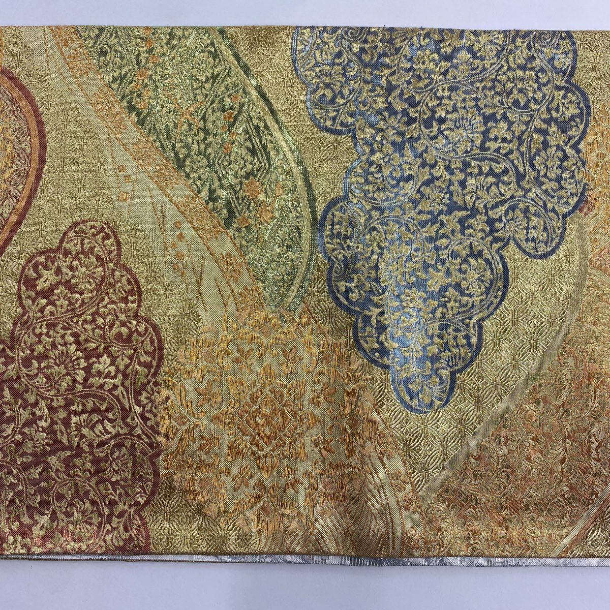【美品】 袋帶 秀品級 錦乃 華紋 雲文 金絲 金金箔 金色 六通 純蠶絲