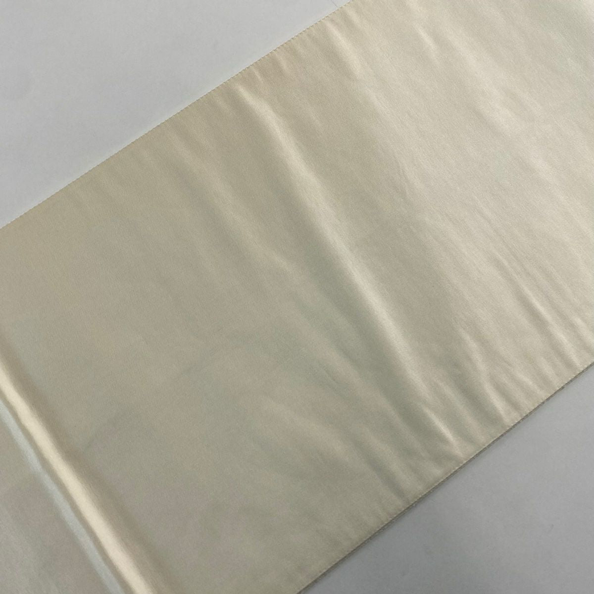 【美品】 袋帶 秀品級 色紙 草花紋 螺鈿金金箔 金銀彩 お太鼓圖案 純蠶絲
