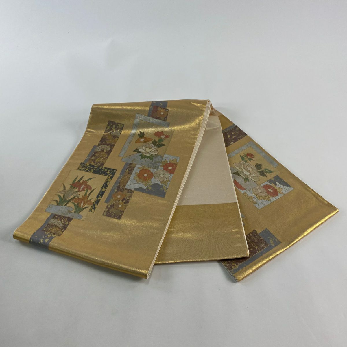 【美品】 袋帶 秀品級 色紙 草花紋 螺鈿金金箔 金銀彩 お太鼓圖案 純蠶絲