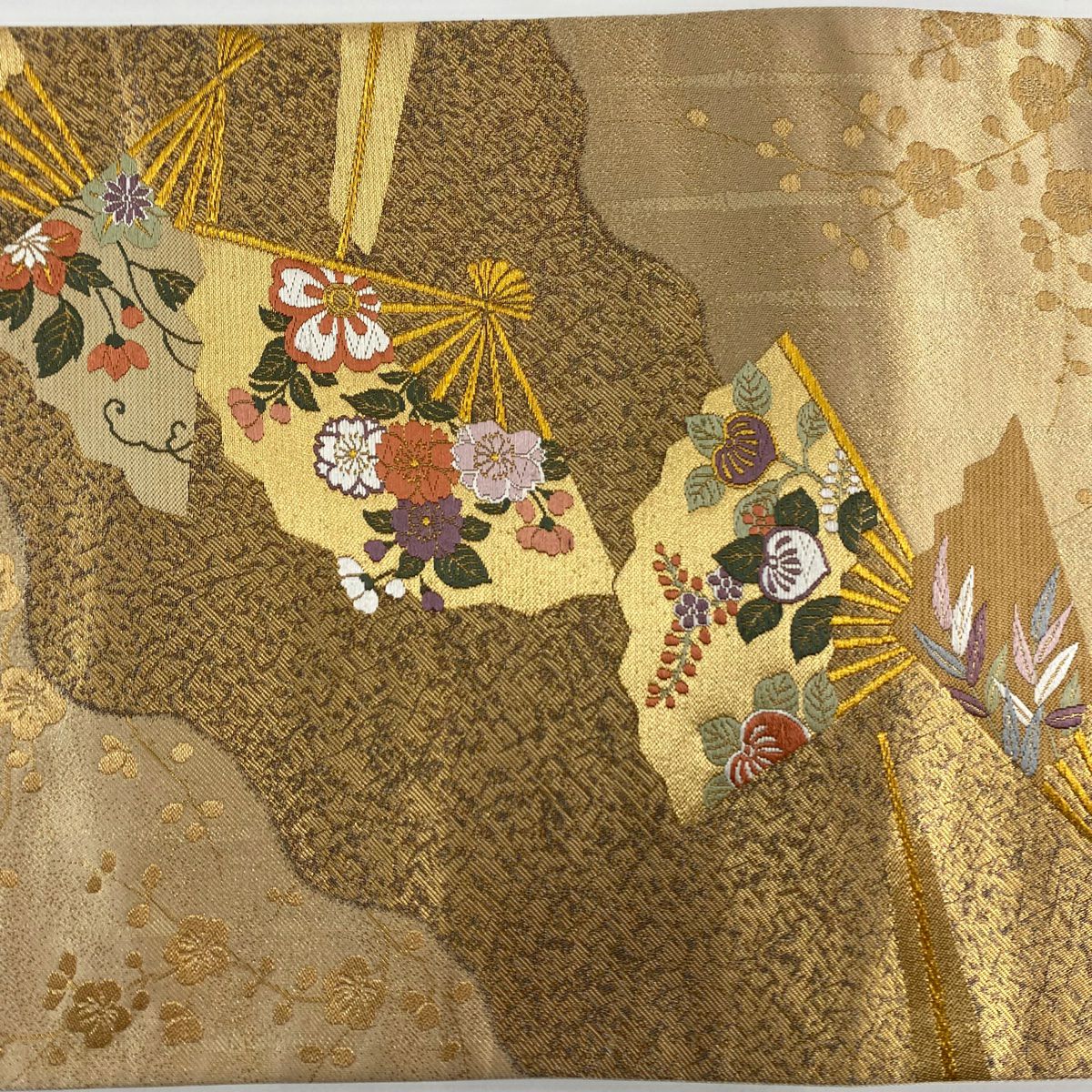 【美品】 袋帶 秀品級 道長檜扇子散 草花紋刺繡 金絲 金 六通 純蠶絲