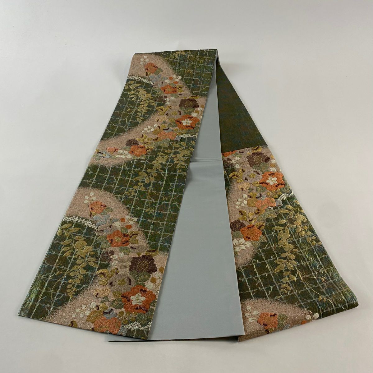 【美品】 袋帶 秀品級 草花紋 格子 金絲 金金箔 鶯色 六通 純蠶絲